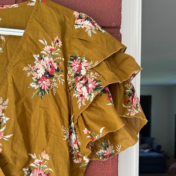 Madewell 100% Cotton Mustard/Tan Floral Ruffle Sleeve Wrap Peplum Top - Picture 8 of 8